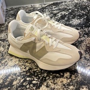 New balance 327